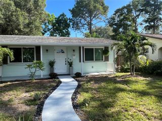 5035 1ST AVENUE N, St Petersburg, FL 33710