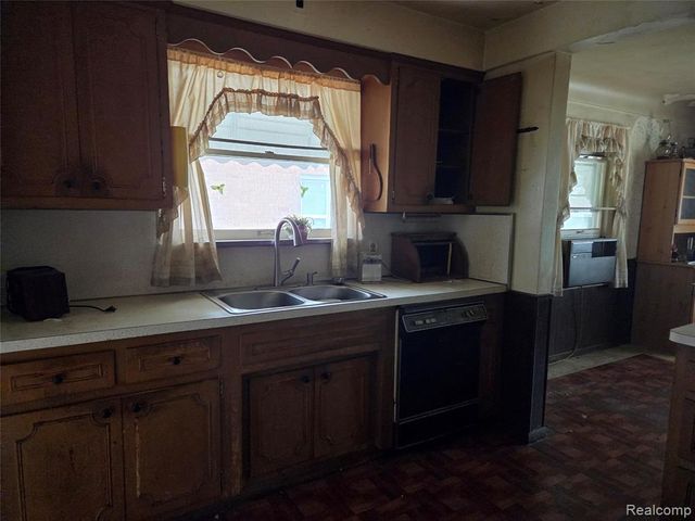 20120 Yonka Street, Detroit, MI 48234