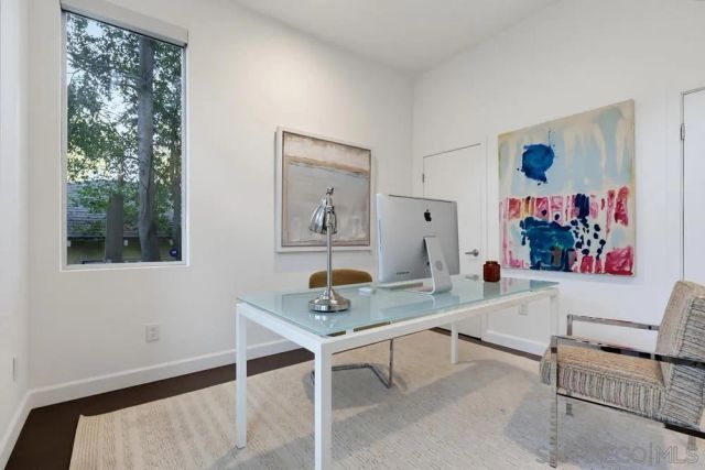 1306 Salisbury Rd, La Canada Flintridge, CA 91012