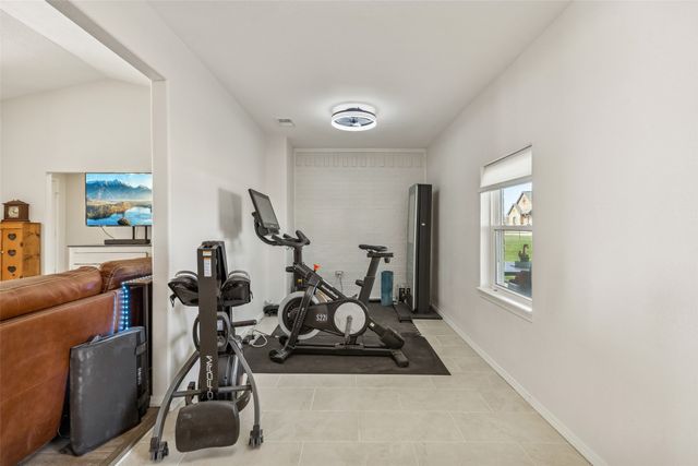 317 Illinois Street, New Fairview, TX 76078