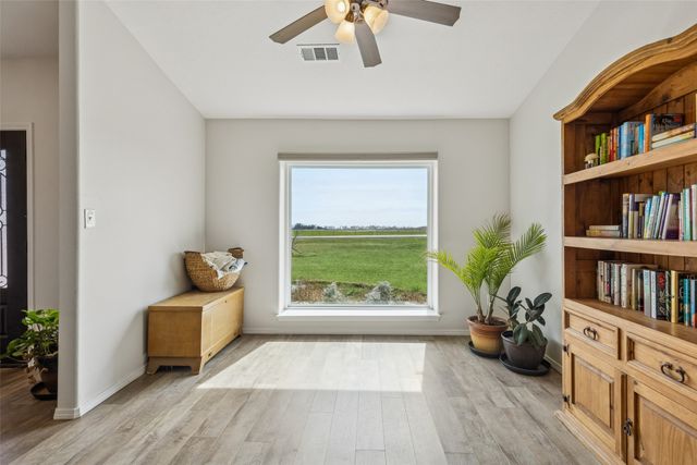 317 Illinois Street, New Fairview, TX 76078