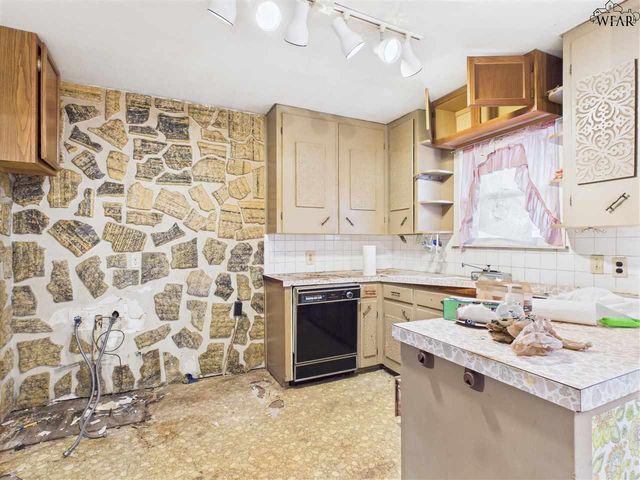 4223 MCNIEL AVENUE, Wichita Falls, TX 76308