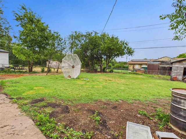 4223 MCNIEL AVENUE, Wichita Falls, TX 76308