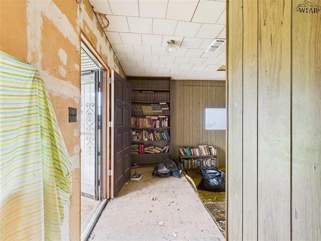 4223 MCNIEL AVENUE, Wichita Falls, TX 76308