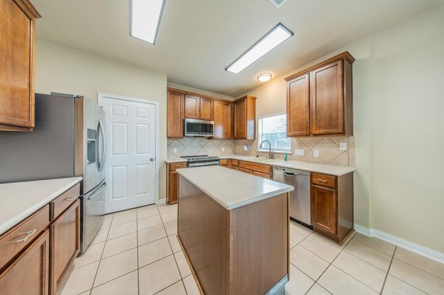 17525 Bridgefarmer BLVD, Pflugerville, TX 78660