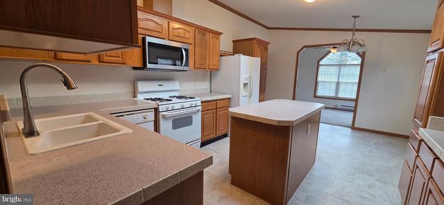 787 W MAIN ST, Coatesville, PA 19320