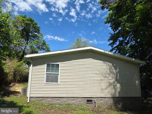 787 W MAIN ST, Coatesville, PA 19320