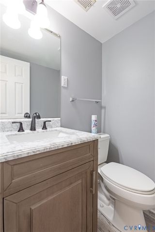 3363 Oakwood Cir, Petersburg, VA 23805