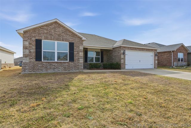 1219 E Quincy Street, Broken Arrow, OK 74012