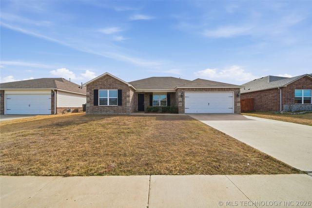 1219 E Quincy Street, Broken Arrow, OK 74012