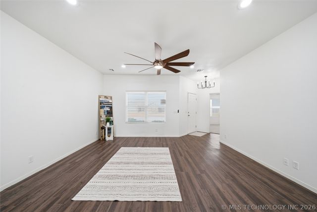 1219 E Quincy Street, Broken Arrow, OK 74012