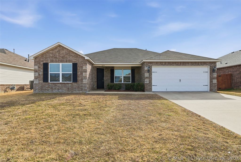 1219 E Quincy Street, Broken Arrow, OK 74012