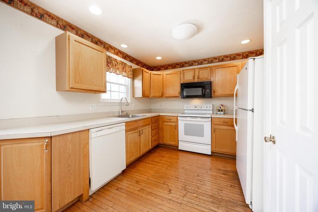 222 SPRING VALLEY WAY, Aston, PA 19014