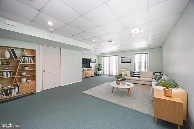 222 SPRING VALLEY WAY, Aston, PA 19014