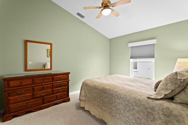 8263 SWANN HOLLOW DRIVE, Tampa, FL 33647