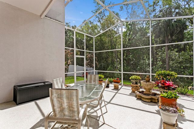 8263 SWANN HOLLOW DRIVE, Tampa, FL 33647