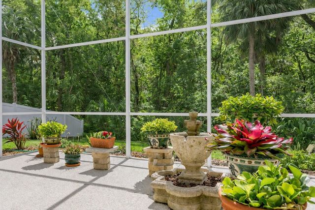 8263 SWANN HOLLOW DRIVE, Tampa, FL 33647