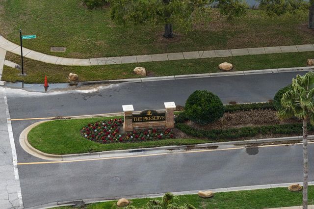 8263 SWANN HOLLOW DRIVE, Tampa, FL 33647