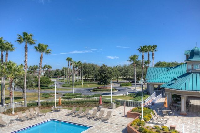 8263 SWANN HOLLOW DRIVE, Tampa, FL 33647