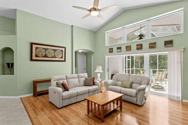 8263 SWANN HOLLOW DRIVE, Tampa, FL 33647