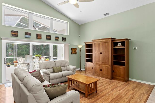 8263 SWANN HOLLOW DRIVE, Tampa, FL 33647