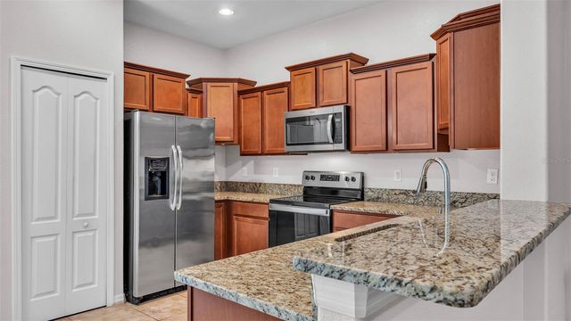 2622 LANTERN HILL AVENUE, Brandon, FL 33511