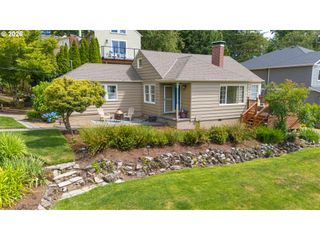 7158 Sw 4TH Ave, Portland, OR 97219