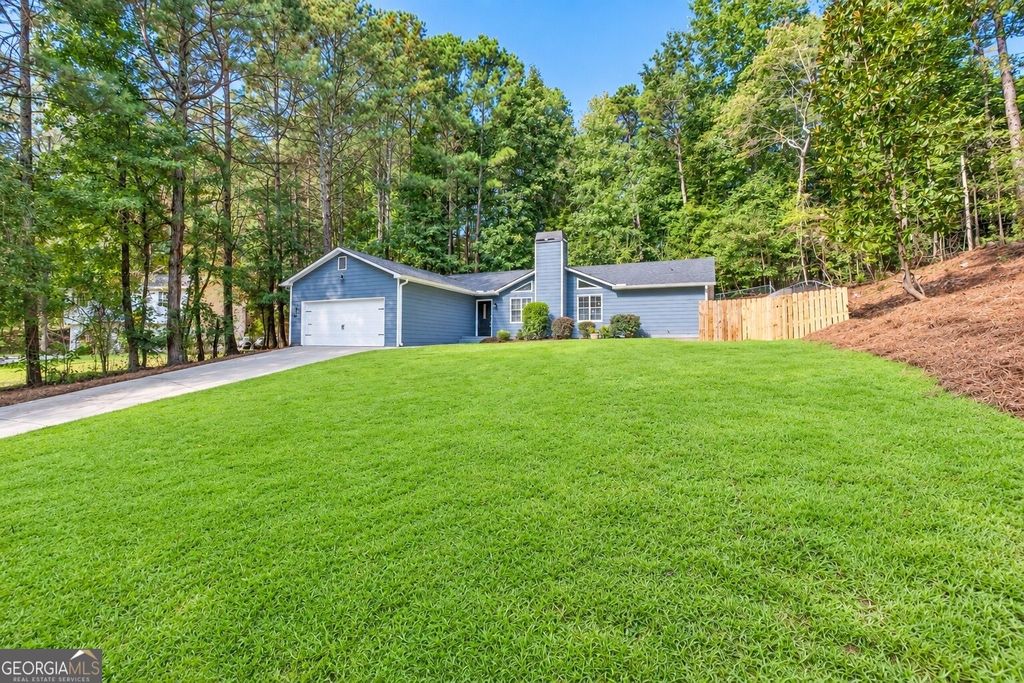 3900 Maple Wood Trail, Buford, GA 30518 — photo 4