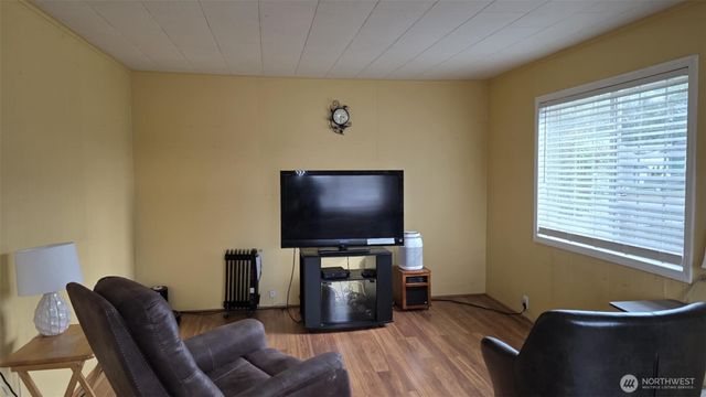 300 E Perry Street, Aberdeen, WA 98520