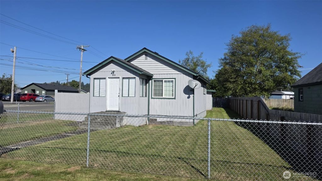 300 E Perry Street, Aberdeen, WA 98520