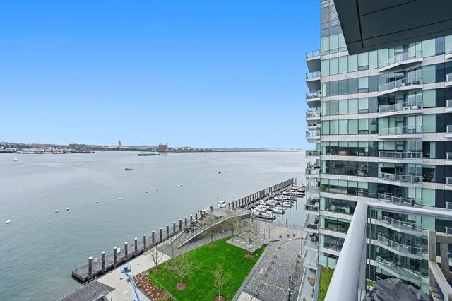 22 Liberty Dr 9F, Boston, MA 02110
