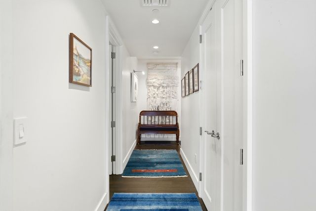 22 Liberty Dr 9F, Boston, MA 02110