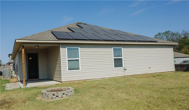 2301 Hickory Wood Avenue, Lowell, AR 72745