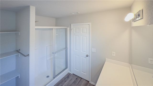 2301 Hickory Wood Avenue, Lowell, AR 72745