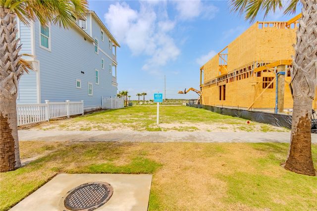 623 Sunset Ave, Port Aransas, TX 78373