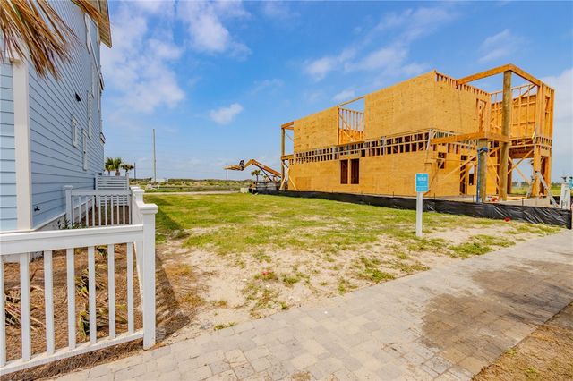 623 Sunset Ave, Port Aransas, TX 78373