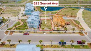 623 Sunset Ave, Port Aransas, TX 78373