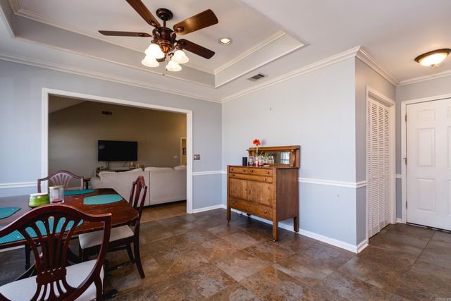 49 Summit Ridge Drive, Little Rock, AR 72211