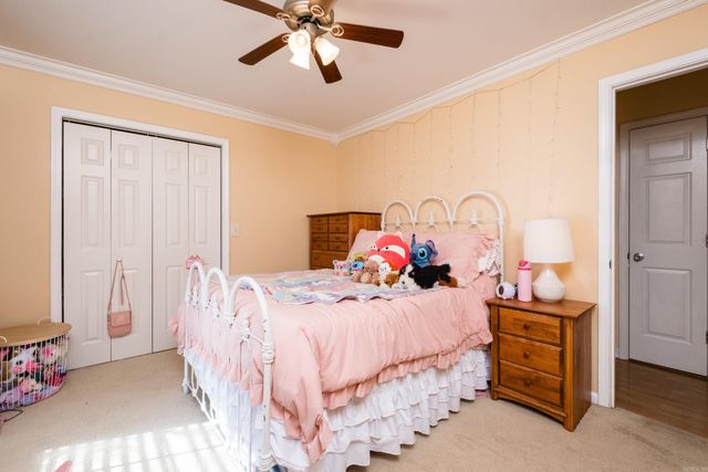 49 Summit Ridge Drive, Little Rock, AR 72211