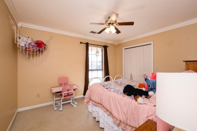 49 Summit Ridge Drive, Little Rock, AR 72211