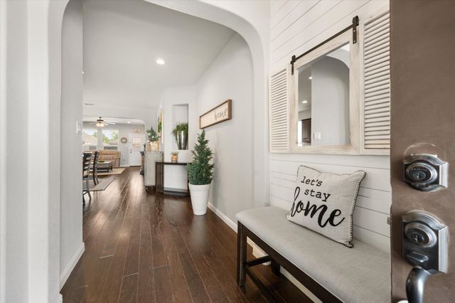 1004 Brownford Drive, Fort Worth, TX 76028