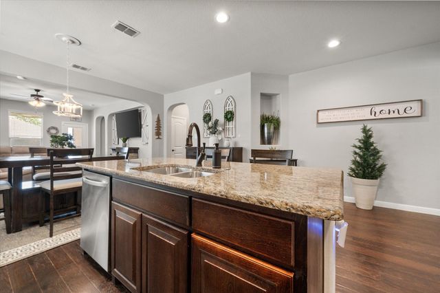 1004 Brownford Drive, Fort Worth, TX 76028