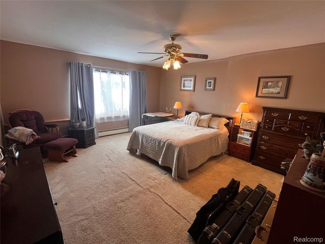 8252 Woodland Shore Drive, Brighton Township, MI 48114