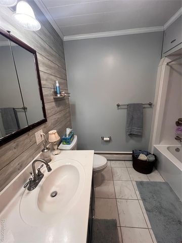 8252 Woodland Shore Drive, Brighton Township, MI 48114