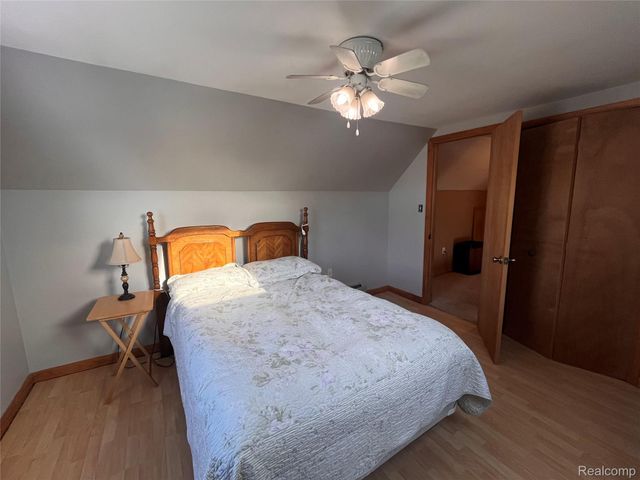 8252 Woodland Shore Drive, Brighton Township, MI 48114