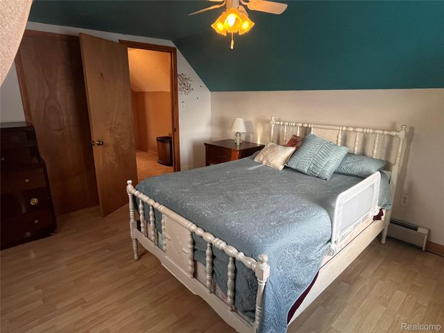 8252 Woodland Shore Drive, Brighton Township, MI 48114