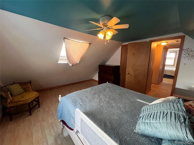 8252 Woodland Shore Drive, Brighton Township, MI 48114