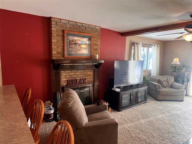 8252 Woodland Shore Drive, Brighton Township, MI 48114