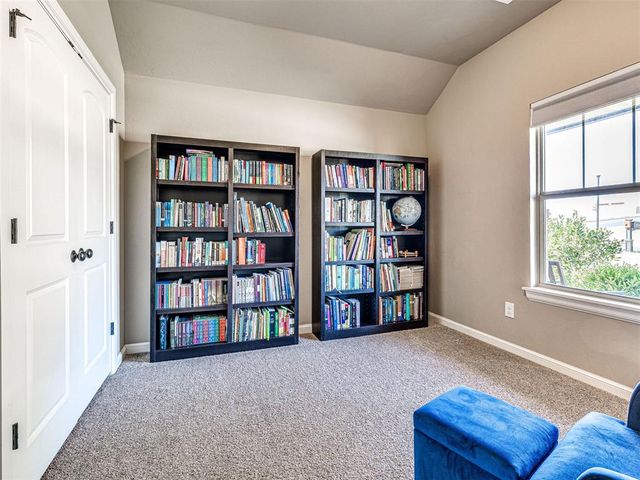 2800 Cedar Creek Drive, Moore, OK 73160