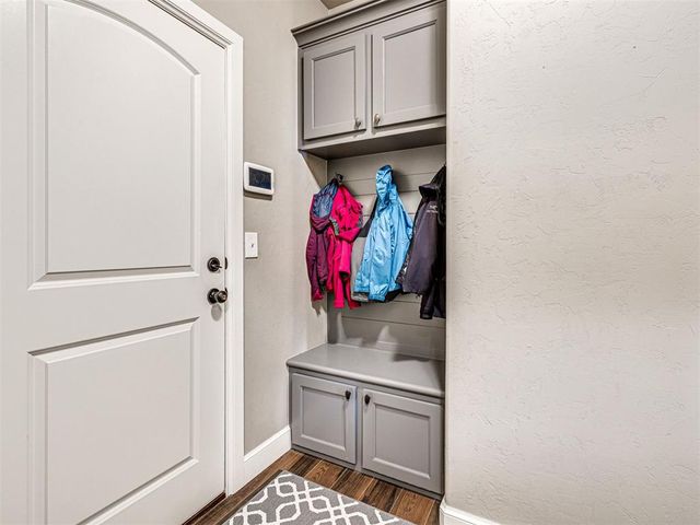 2800 Cedar Creek Drive, Moore, OK 73160